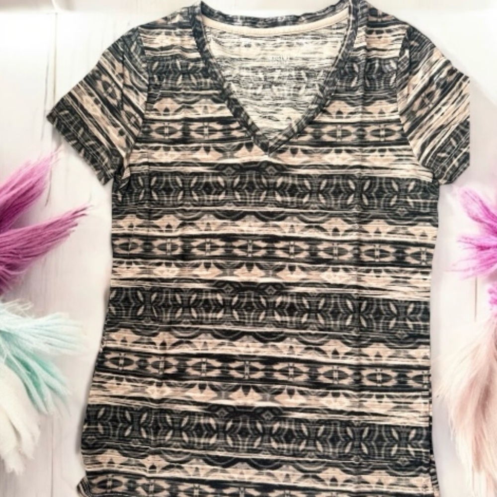 Patterned V-Neck Women's Top